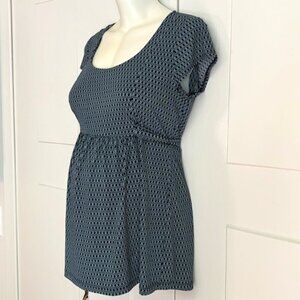 short sleeve maternity top